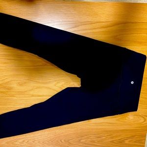 Lulu lemon Wunder Under High-Rise Tight 28" 
Full-On Luxtreme